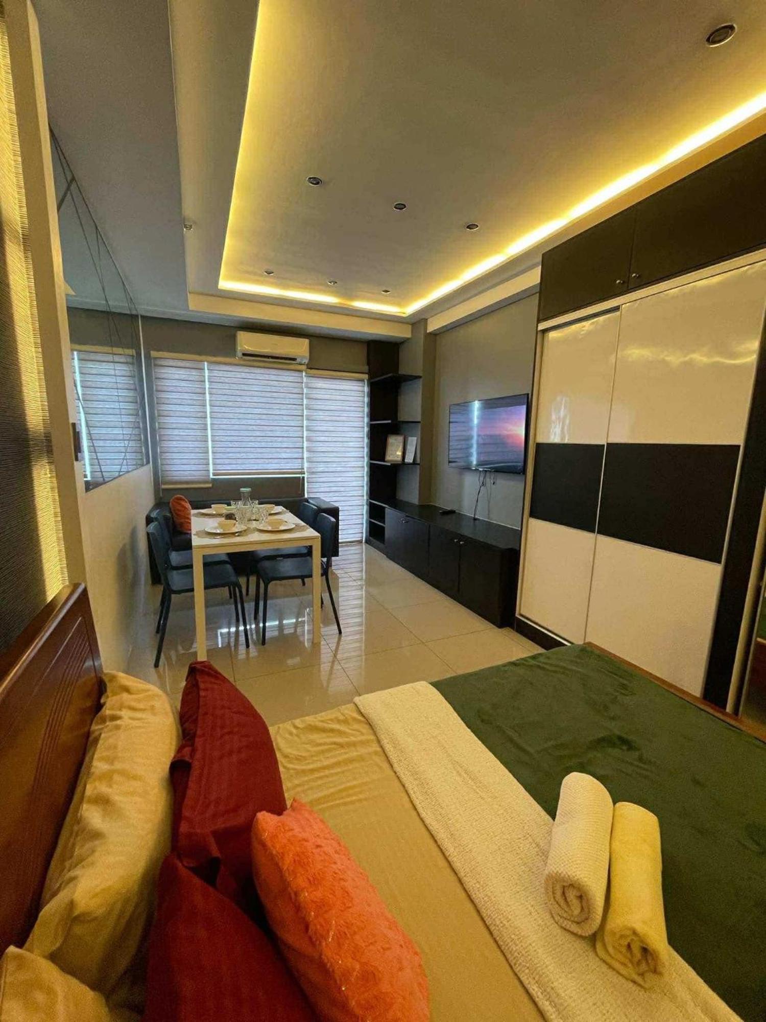 Kys 3 Staycation Near Naia Mall Of Asia Pasay Exteriör bild